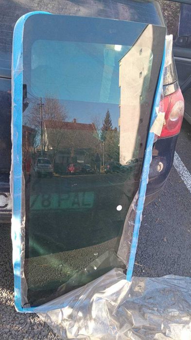 Geam lateral Ford tranzit