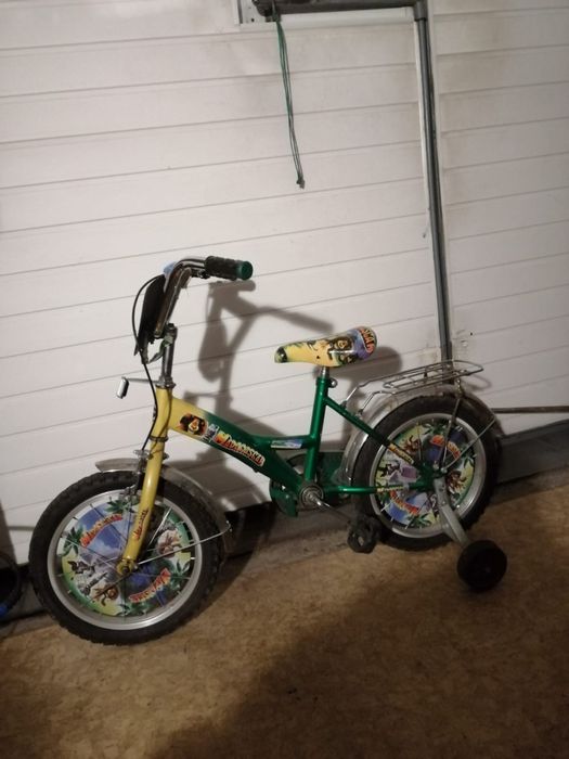 Продам детский велосипед Мадагаскар