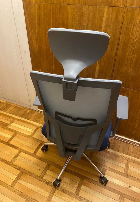 Кресло офисное (сетка)