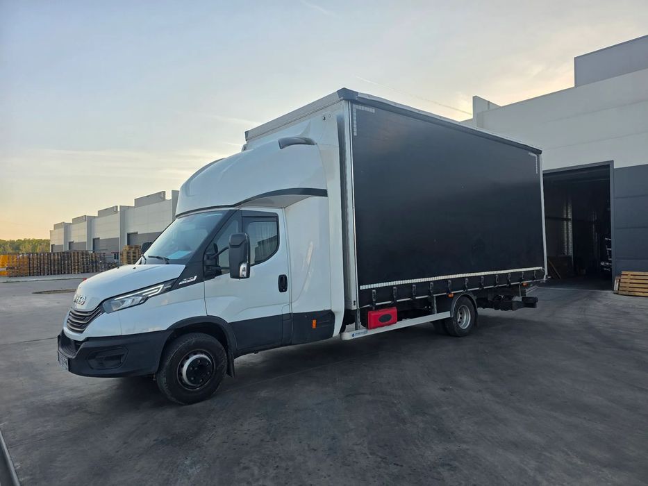Iveco massif Iveco 70 C 18 cabină dubla cu 2 paturi