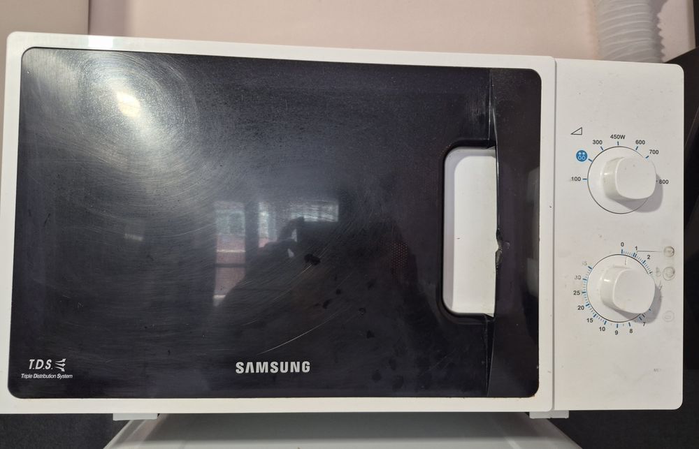 Микровълнова фурна Samsung