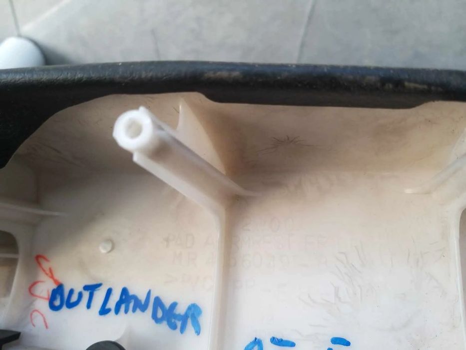 Maner butoane geamuri stanga fata mitsubishi outlander 1 cuw mr4560498
