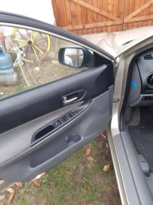 Mazda  6    2.0  бензин  2003 година 146 кс.