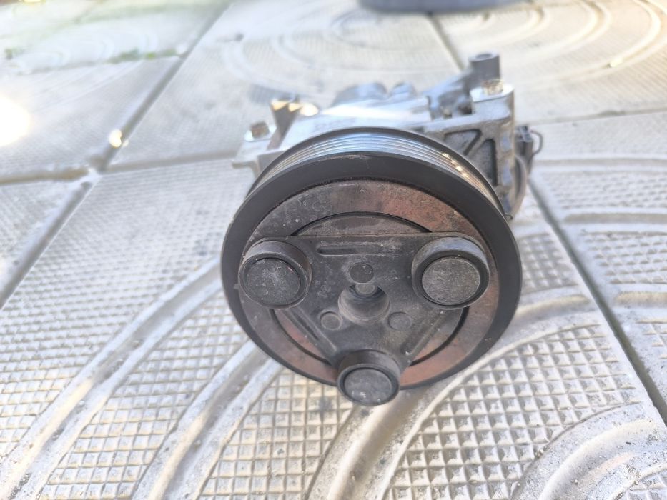 Компресор климатик Mazda 6 1.8i