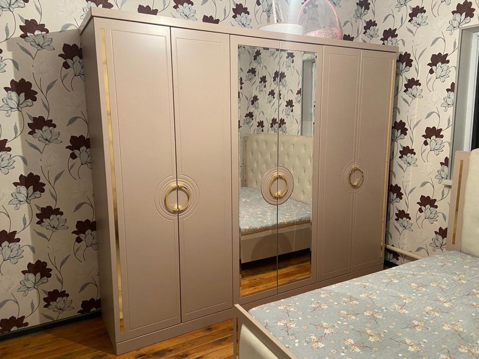 Спальный гарнитур сатылады срочна!