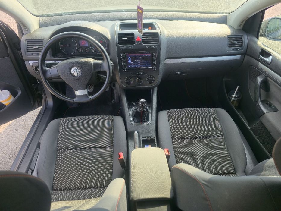 Volkswagen golf 5 1.9 tdi
