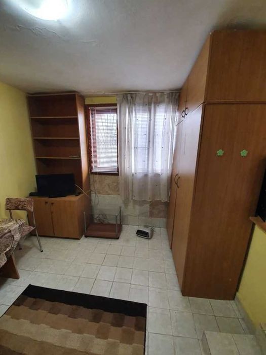 Дава се под наем Едностаен апартамент в Пловдив, Тракия - 45 кв.м за 158.1 € - Снимка #1