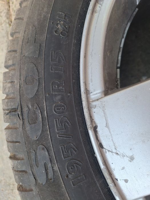 Anvelope cu janta 195/50 R15