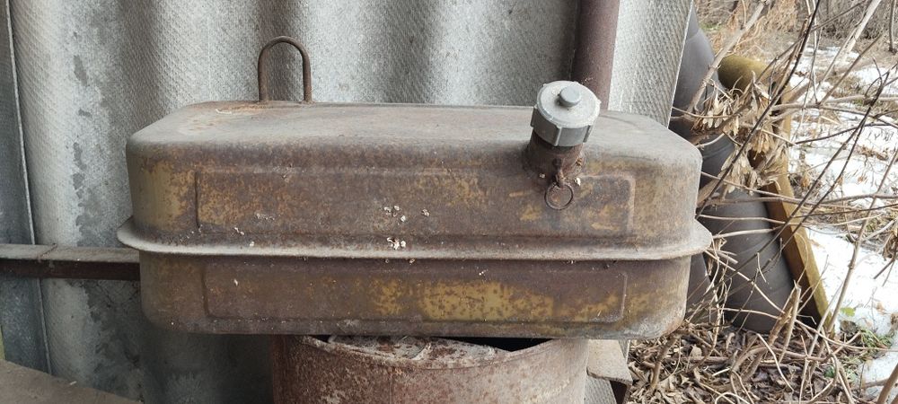 Металлическая ёмкость