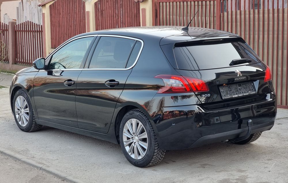 PEUGEOT 308 1.2 Benzina AUTOMAT AN 2018 Euro 6