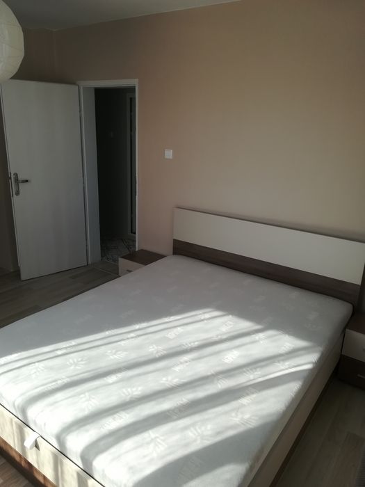 Дава се под наем Двустаен апартамент в Разград, Център - 64 кв.м за 382.5 € - Снимка #9