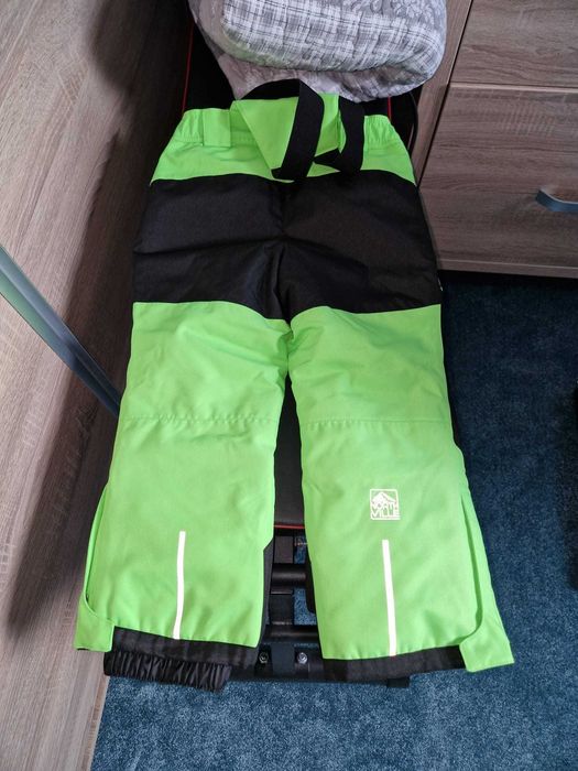 Pantaloni schi copii marimea 110 North Ville ca si noi