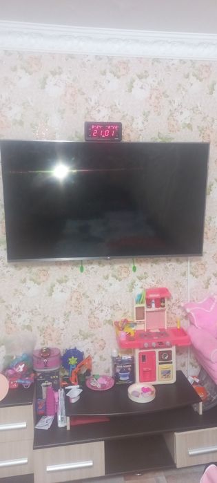 Разбита экран Xiaomi 55 на запчасть