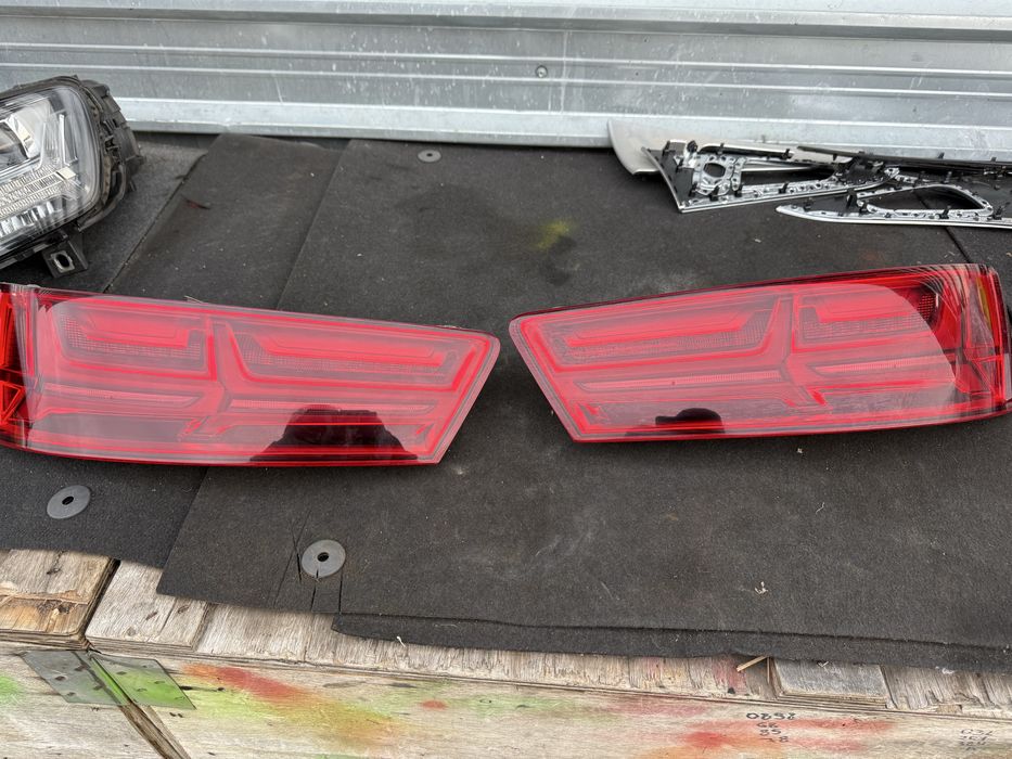 Оригинални европеиски жълти стопове стоп Audi Q7 4m Ауди 2015-19г