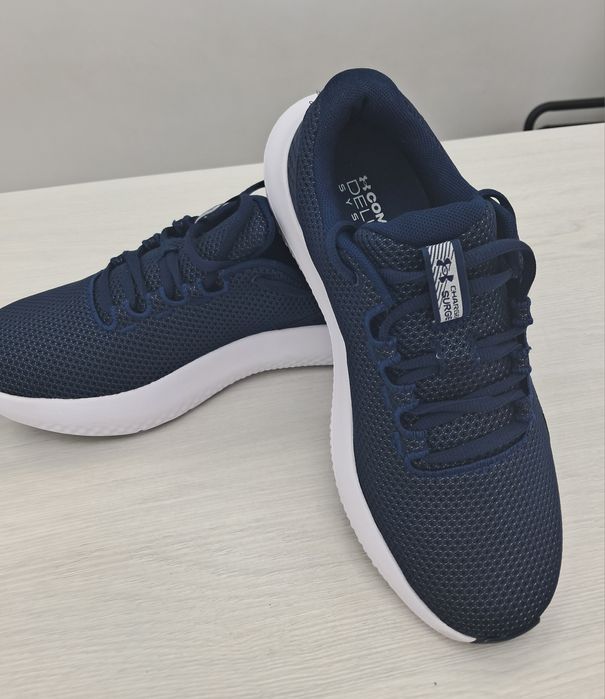 Кроссовки унисекс