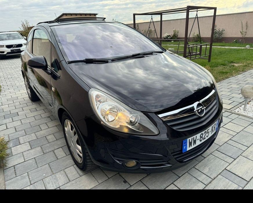 Vând Opel Corsa înmatriculat