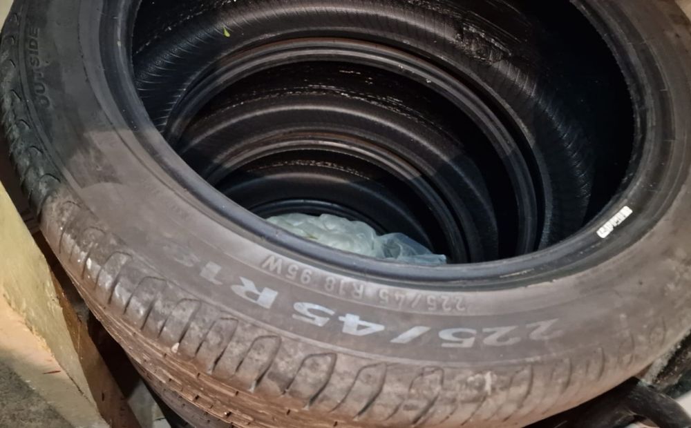 Set 4 anvelope vara 225 45 18 Pirelli Dot 4424