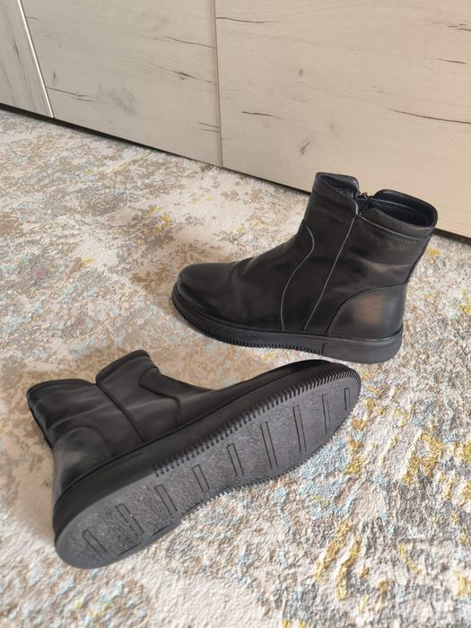 Продам мужские сапоги