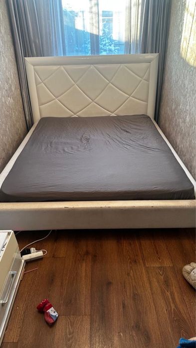 Спальный гарнитур пр-во Турция.