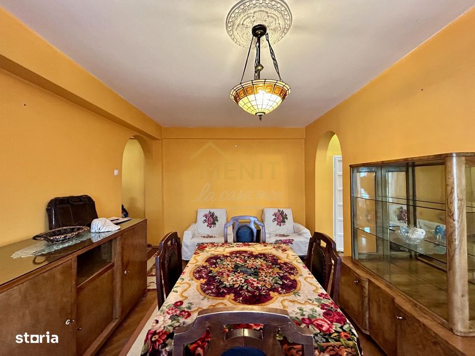 Apartament 3 camere, semidecomandat, aer conditionat, Central, Ploiest
