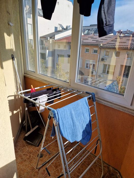 Дава се под наем Двустаен апартамент в Варна, Възраждане 1 - 65 кв.м за 458.49 € - Снимка #2