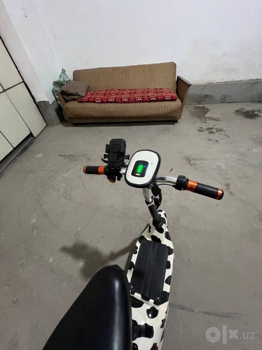 Mini moped sotiladi