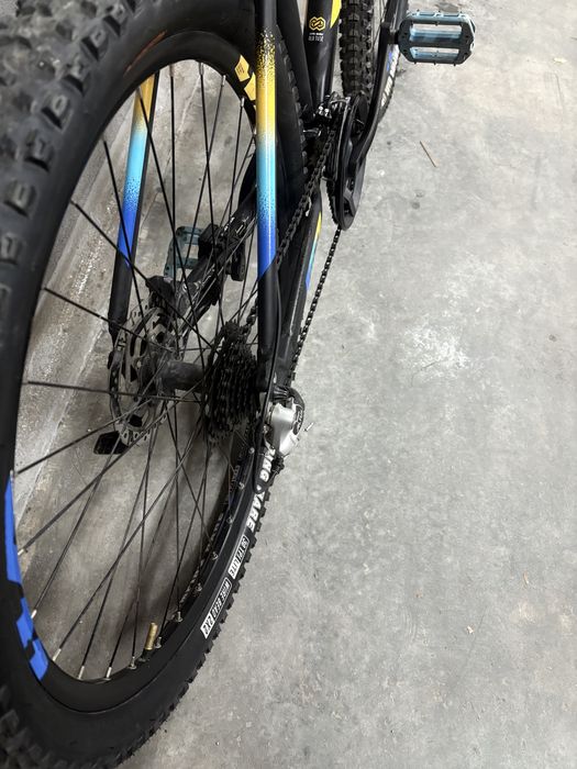 Планинско колело cross в отлично състояние само сега!!