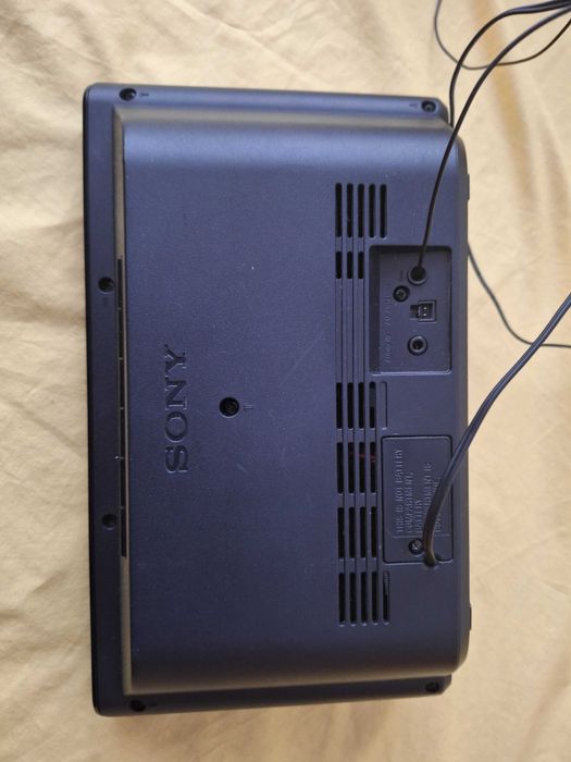 Radio Sony Dock Conector Lightning iPod iPhone cu ceas deşteptător