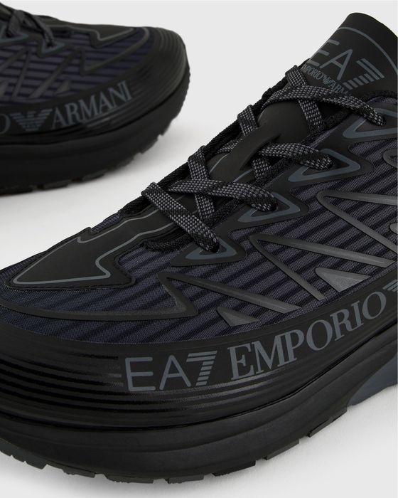 Мъжки маратонки EA7 Emporio Armani Crusher Distance Trail Triple Black