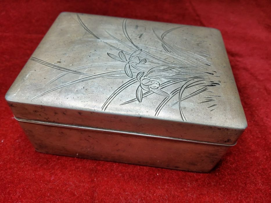 Старинная китайская пепельница