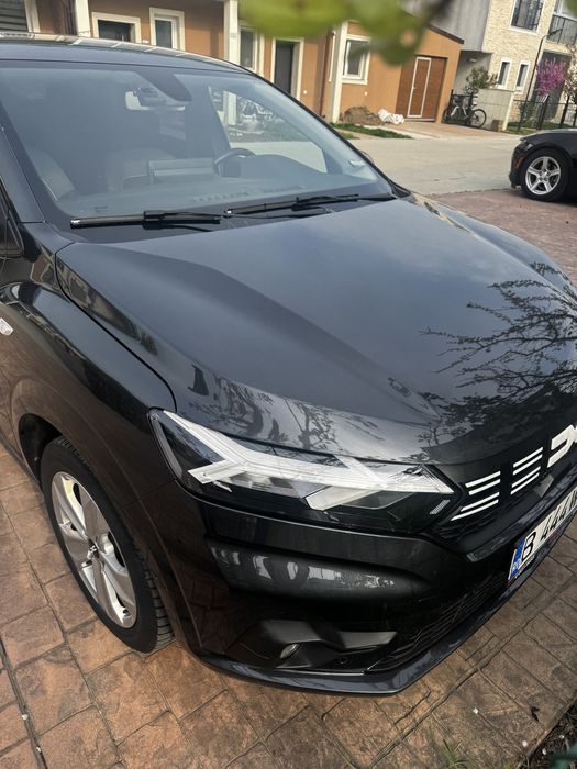 DACIA Logan 2023 — imagine 2