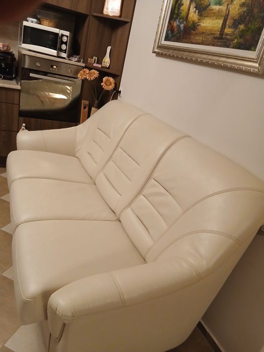 Кожени Дивани 2бр.