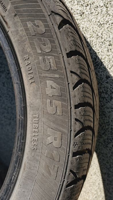 Зимни гуми 225/45/17