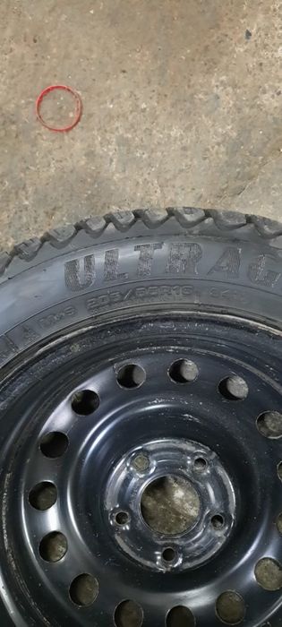 Продам зиние шишы с дисками