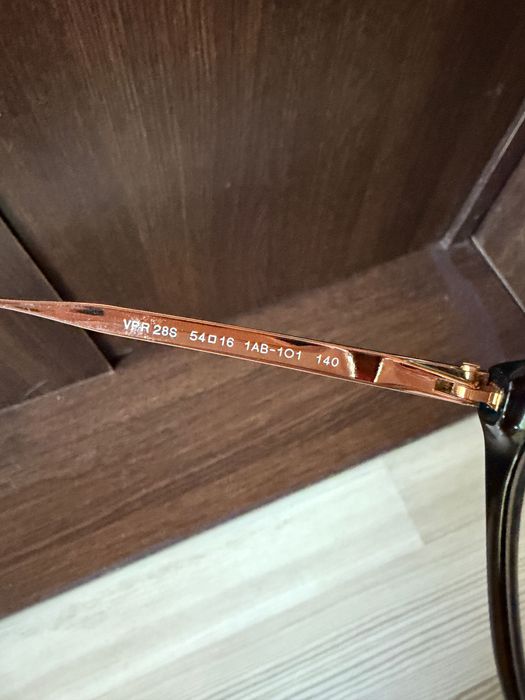 Диоптрични рамки за очила Prada и Etro