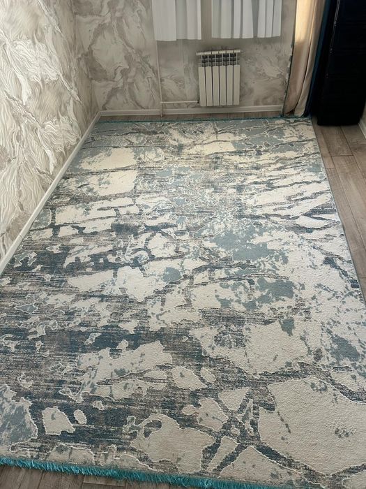 Продам холодильник и ковер