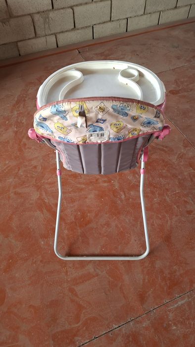 Стул детский со столиком