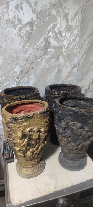 Кованные подставки для цветов