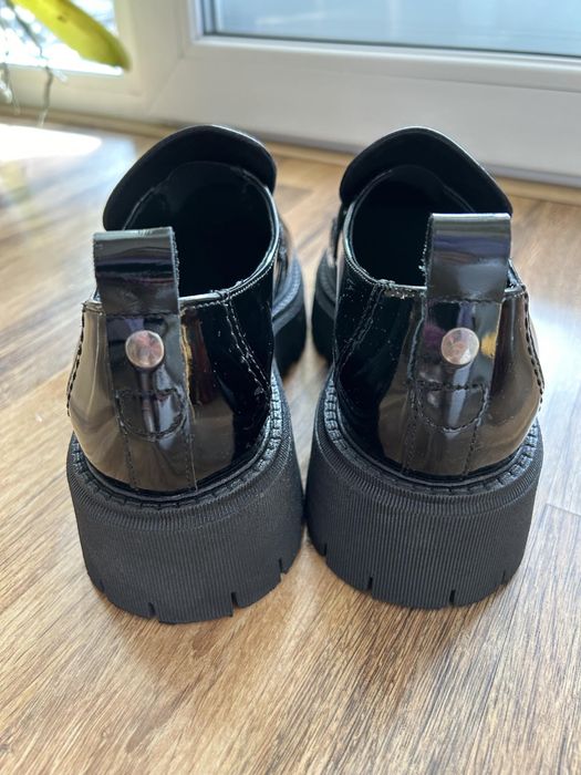 Мокасини от ествествена кожа