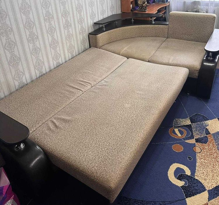 Продам диван б/у