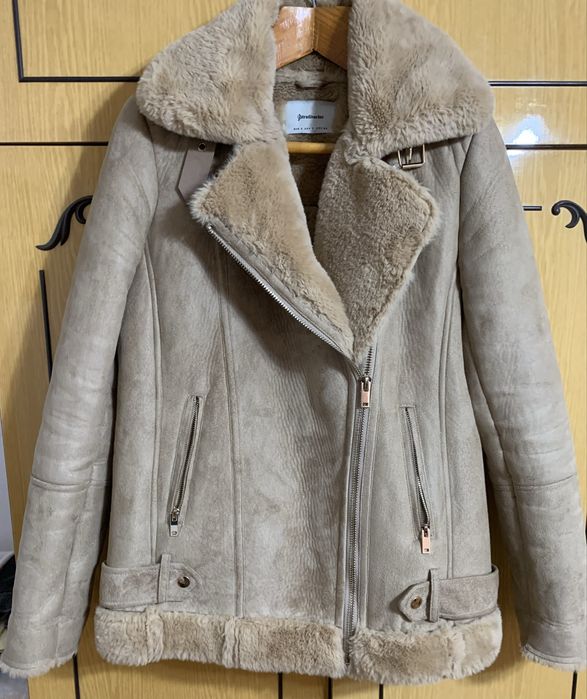 Куртка-авиатор Stradivarius!