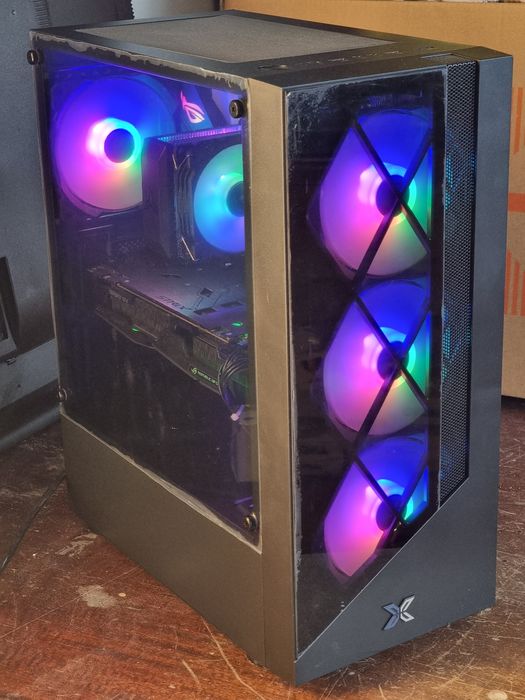 Геймърски Компютър/R5 3600/16GB DDR4/256GB M.2/2TB/GTX 1080 TI 11GB