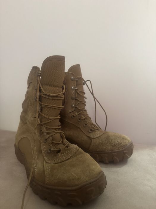 Bocanci militari rocky