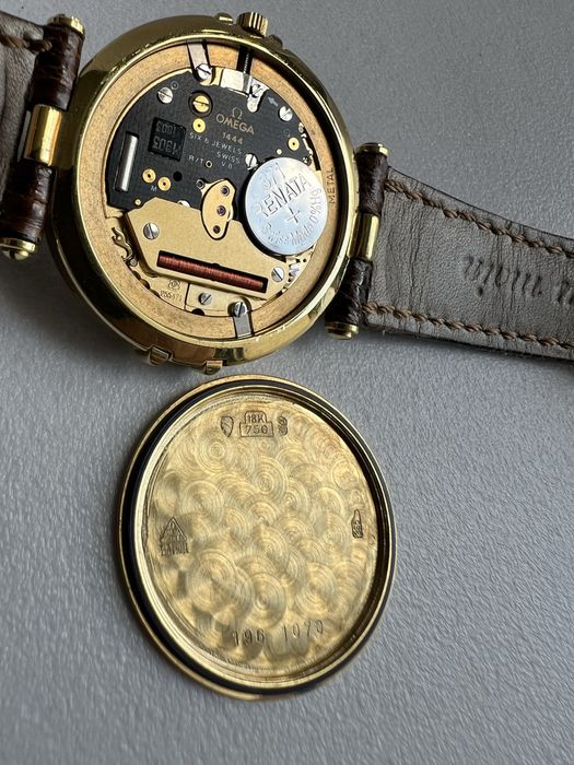 18 k aur Omega Constellation Day-Date,quartz ref.196.1070 cal.1444