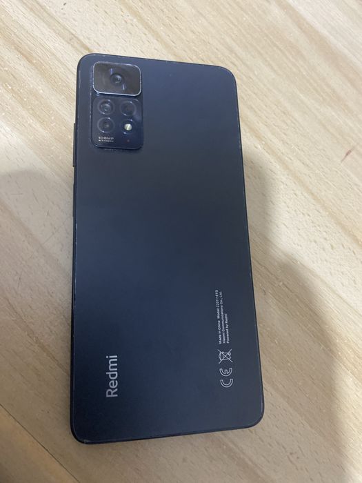 Продам телефон срочно