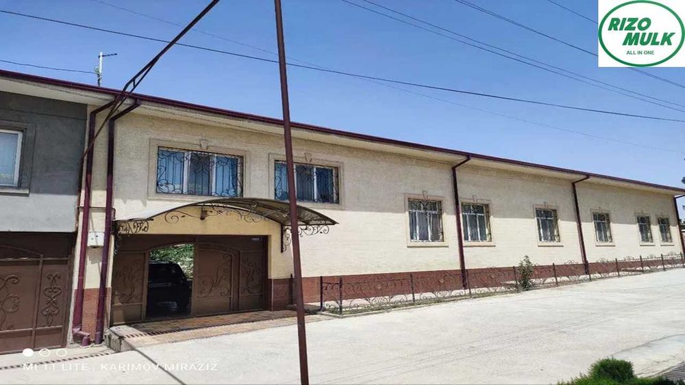 Назарбек Харакатда файзли ховли сотилади. NR494/162