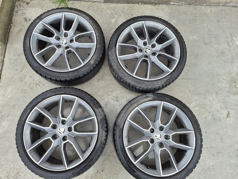 Vand jante originale Octavia 3 VRS