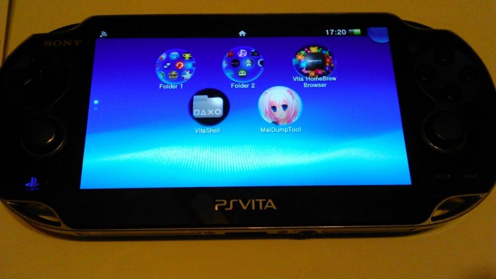 PS Vita 1004 OLED със 64 GB карта