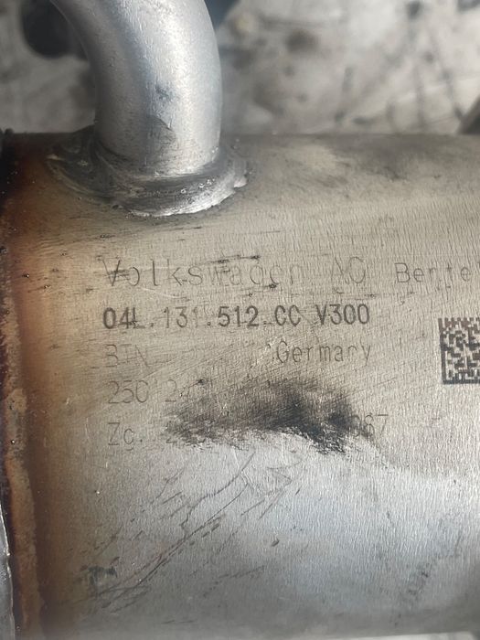 Racitor Gaze + Egr Volkswagen Passat B8 2018 2.0Tdi 04L131501 / 04L13