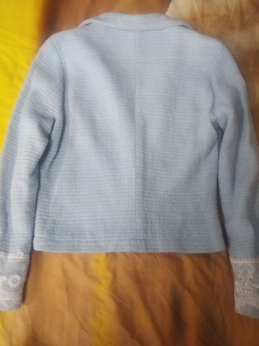 Блейзър                   .